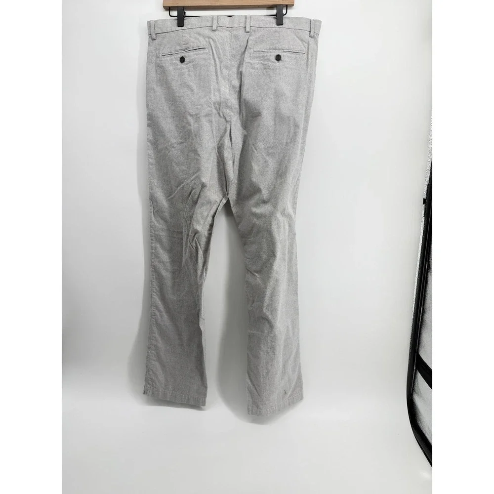 Banana Republic Kentfield Pant Mens 36x34 Grey White Stripes 100% Cotton Chino